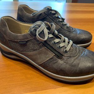 NWOT Fidelio Hallux Haley leather shoes Sz10